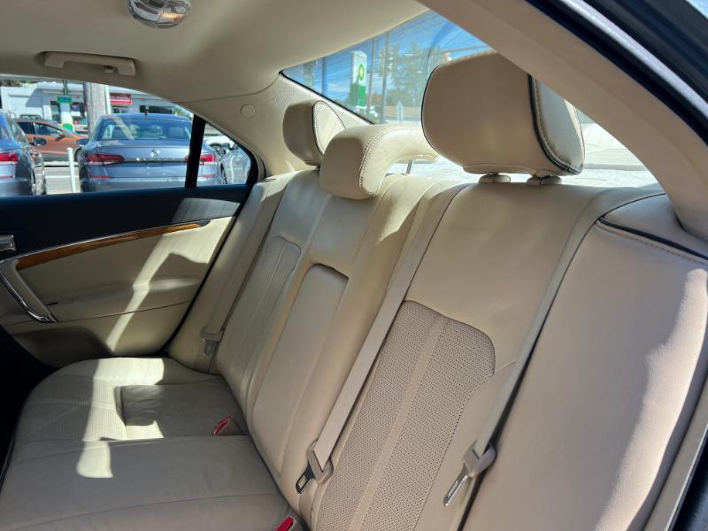 Lincoln MKZ FWD 2012