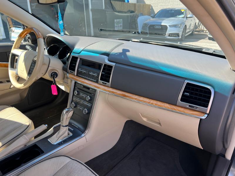 Lincoln MKZ FWD 2012
