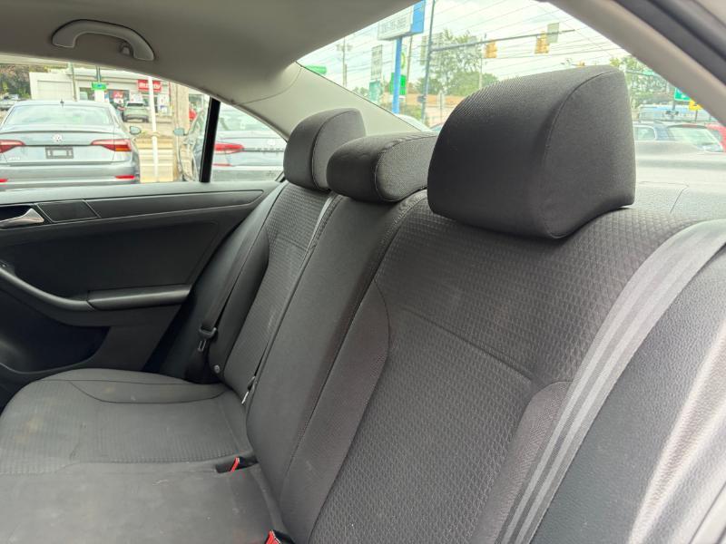 Volkswagen Jetta 1.4T S w/Technology 6A 2016