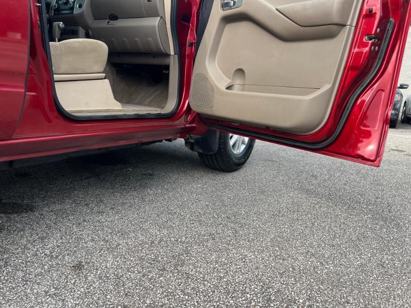 Nissan Frontier PRO-4X Crew Cab 4WD 2014