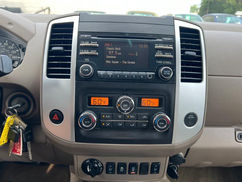 Nissan Frontier PRO-4X Crew Cab 4WD 2014