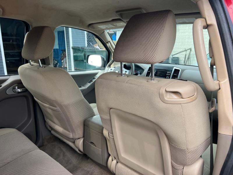 Nissan Frontier PRO-4X Crew Cab 4WD 2014