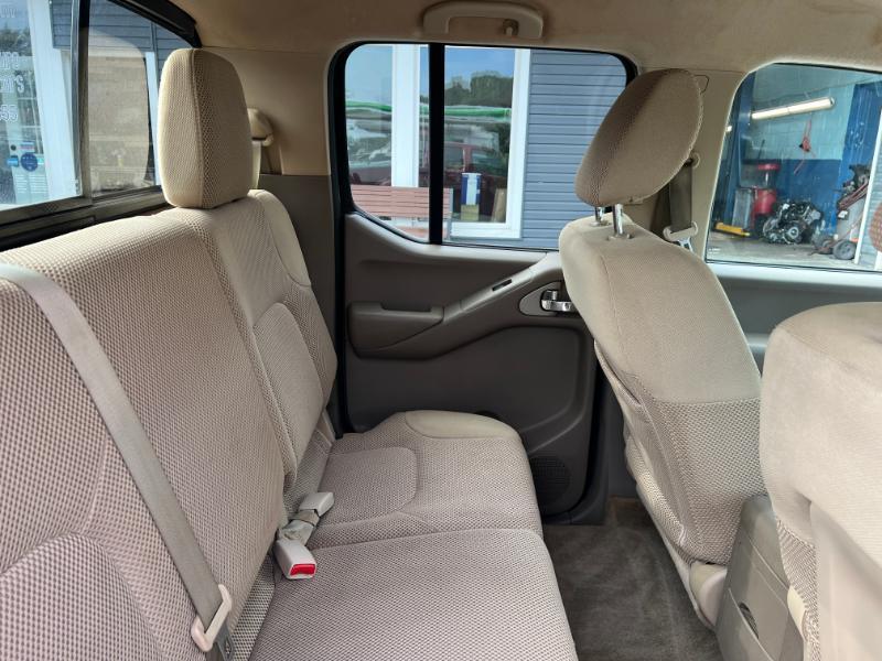 Nissan Frontier PRO-4X Crew Cab 4WD 2014