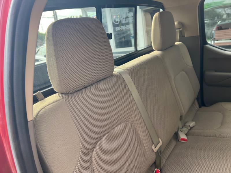 Nissan Frontier PRO-4X Crew Cab 4WD 2014