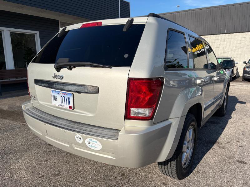 Jeep Grand Cherokee Laredo 4WD 2009