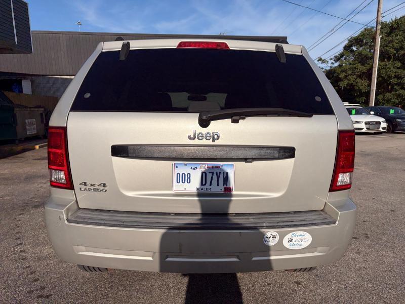 Jeep Grand Cherokee Laredo 4WD 2009