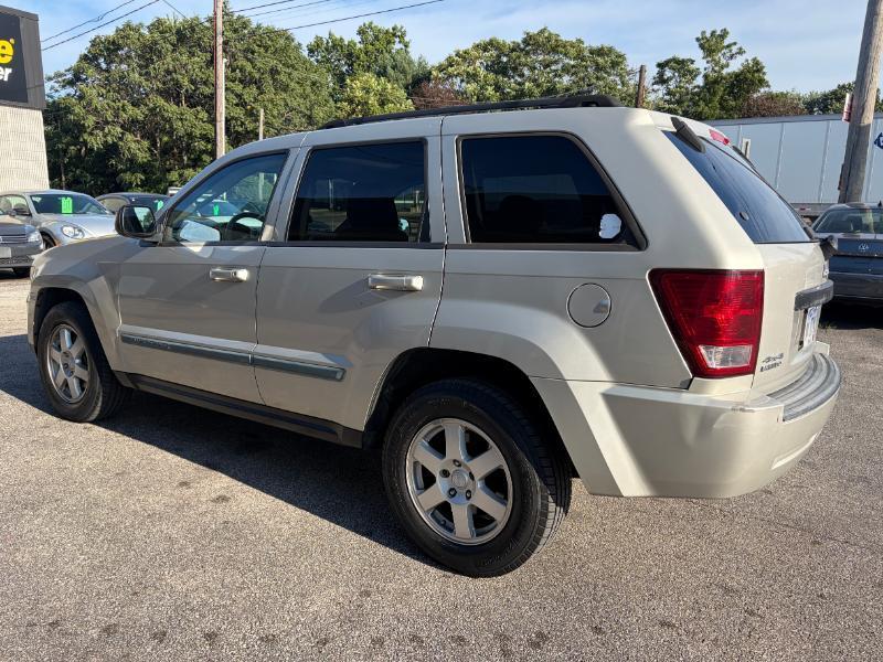Jeep Grand Cherokee Laredo 4WD 2009