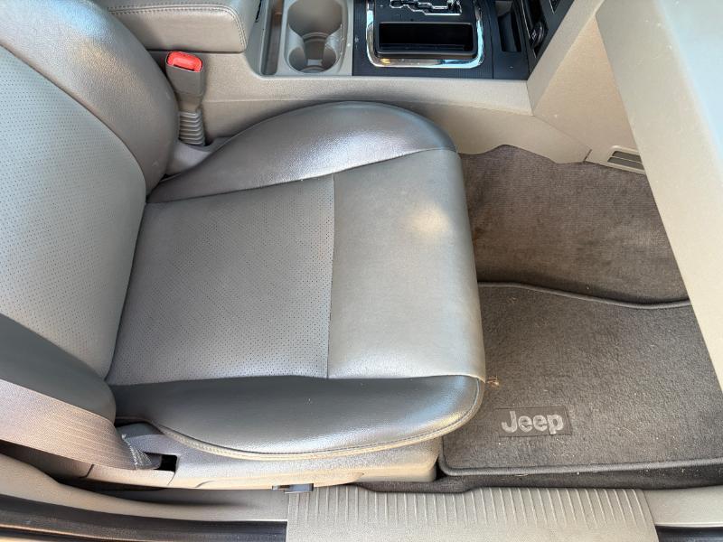 Jeep Grand Cherokee Laredo 4WD 2009