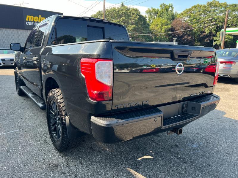 Nissan Titan PRO-4X Crew Cab 4WD 2018