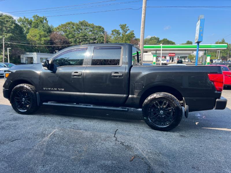 Nissan Titan PRO-4X Crew Cab 4WD 2018