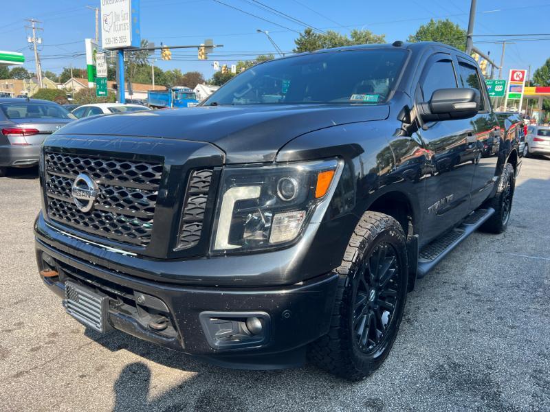 Nissan Titan PRO-4X Crew Cab 4WD 2018