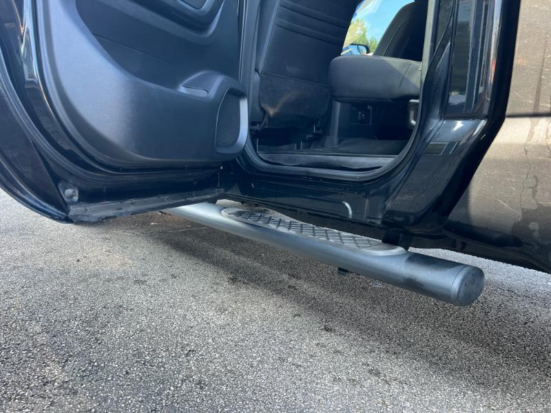 Nissan Titan PRO-4X Crew Cab 4WD 2018