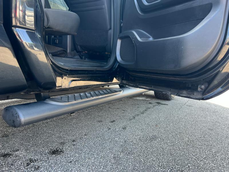 Nissan Titan PRO-4X Crew Cab 4WD 2018