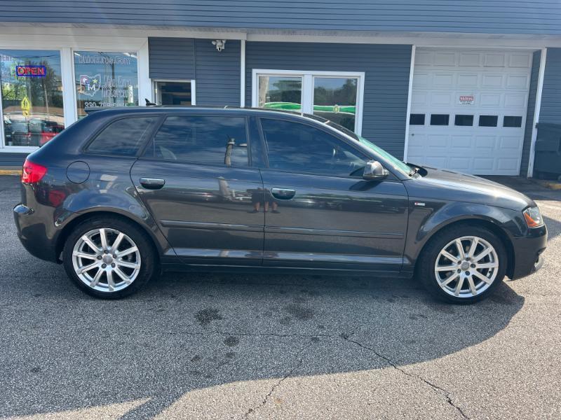 Audi A3 2.0 TDI Clean Diesel with S tronic 2011
