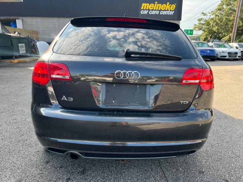 Audi A3 2.0 TDI Clean Diesel with S tronic 2011