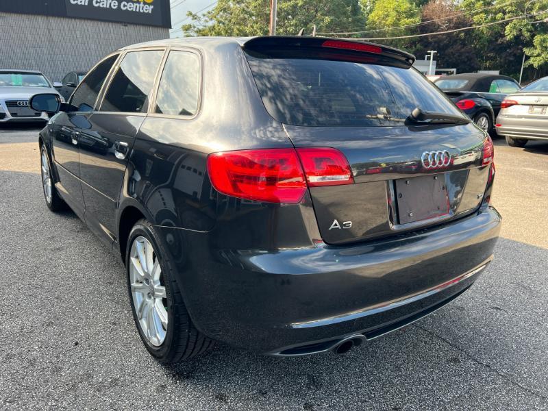Audi A3 2.0 TDI Clean Diesel with S tronic 2011