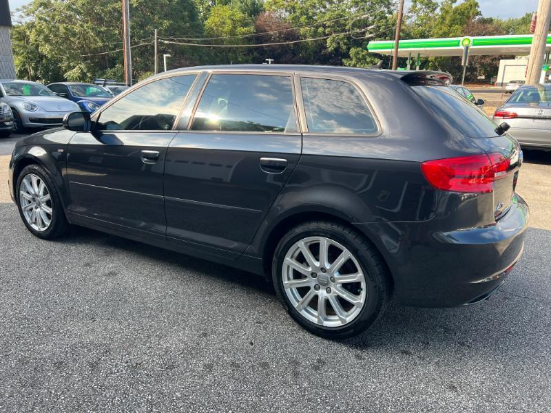 Audi A3 2.0 TDI Clean Diesel with S tronic 2011