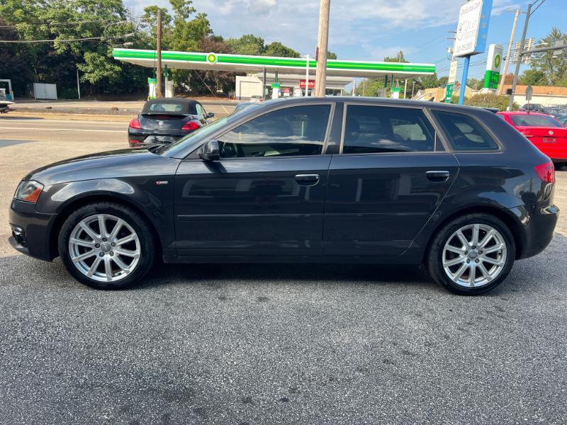 Audi A3 2.0 TDI Clean Diesel with S tronic 2011