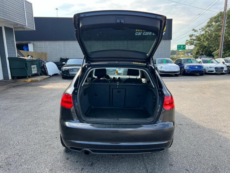 Audi A3 2.0 TDI Clean Diesel with S tronic 2011