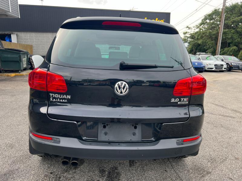 Volkswagen Tiguan S 4Motion 2015