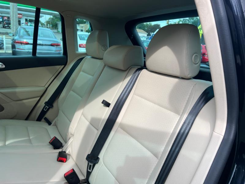Volkswagen Tiguan S 4Motion 2015