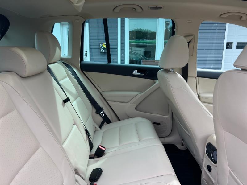 Volkswagen Tiguan S 4Motion 2015
