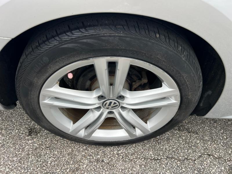 Volkswagen Passat SE PZEV 6A 2015