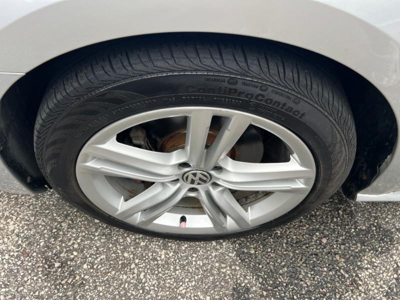 Volkswagen Passat SE PZEV 6A 2015