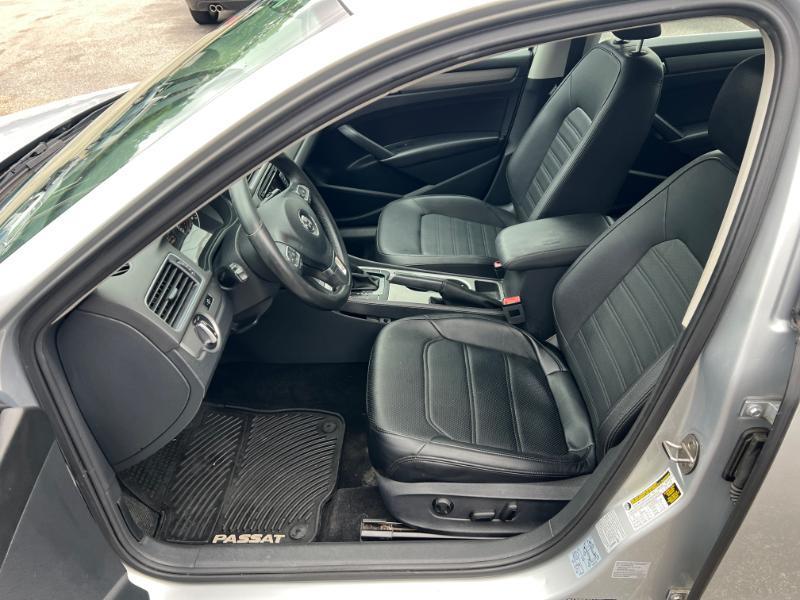 Volkswagen Passat SE PZEV 6A 2015