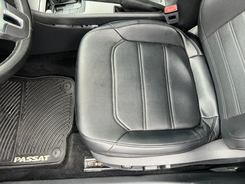 Volkswagen Passat SE PZEV 6A 2015