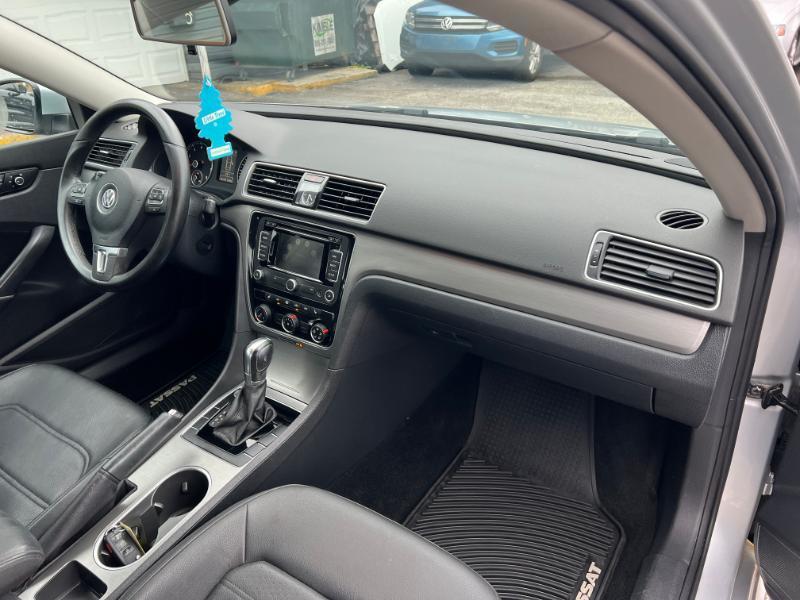Volkswagen Passat SE PZEV 6A 2015