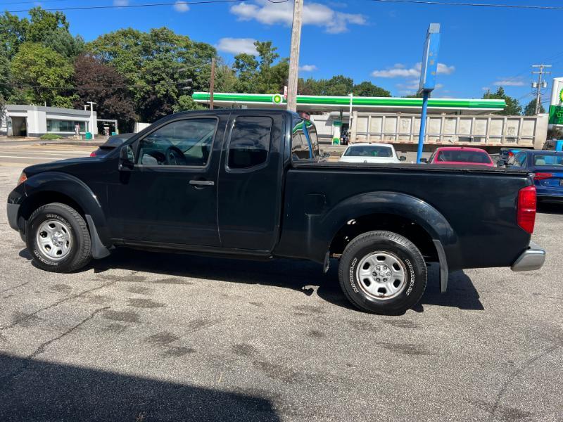 Nissan Frontier SV King Cab I4 5MT 2WD 2015