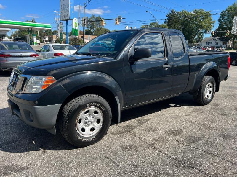 Nissan Frontier SV King Cab I4 5MT 2WD 2015