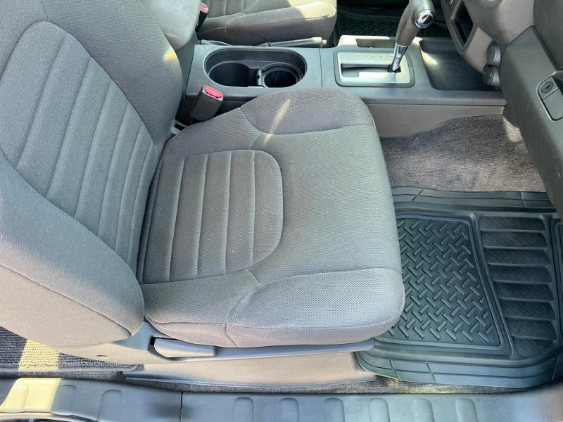 Nissan Frontier SV King Cab I4 5MT 2WD 2015