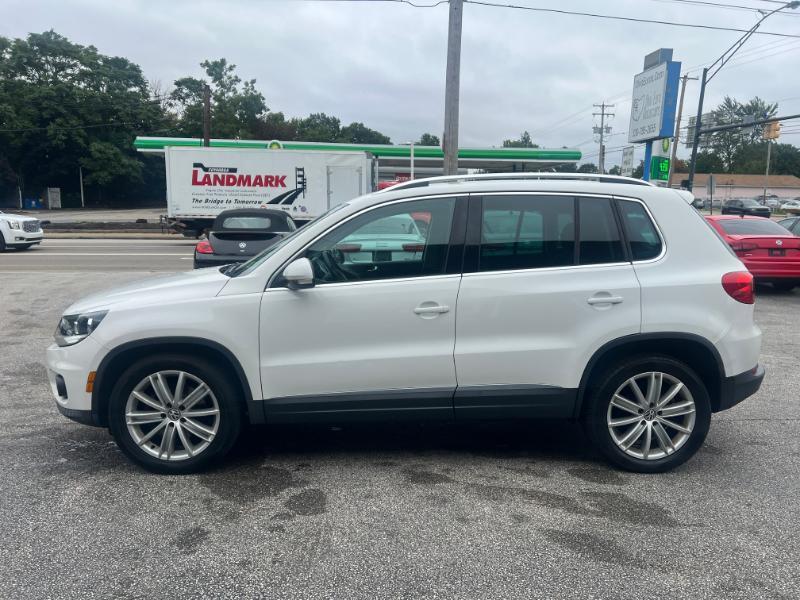 Volkswagen Tiguan S 2012