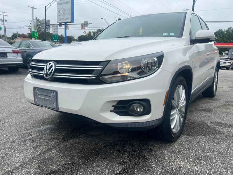 Volkswagen Tiguan S 2012