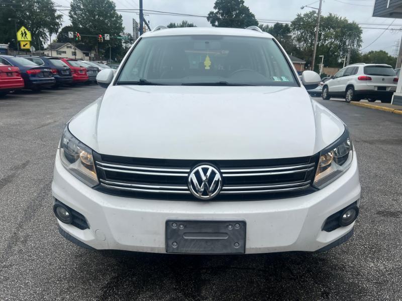 Volkswagen Tiguan S 2012