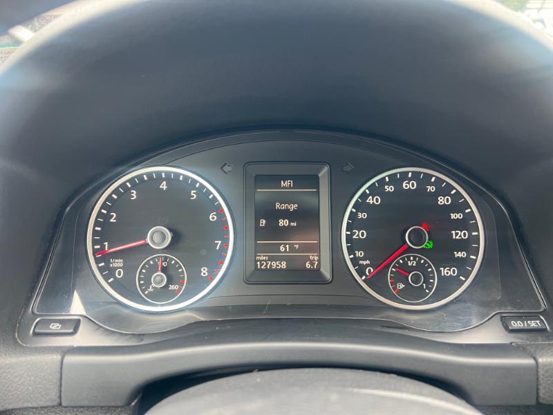 Volkswagen Tiguan S 2012
