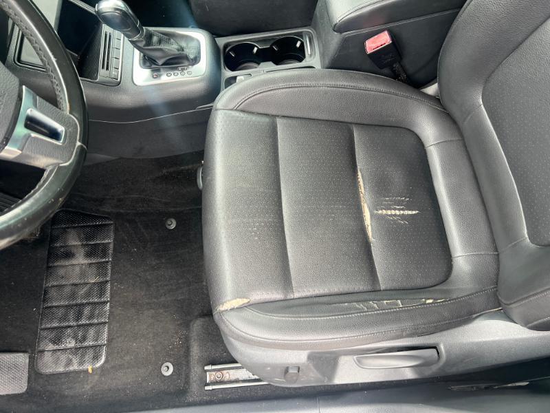 Volkswagen Tiguan S 2012