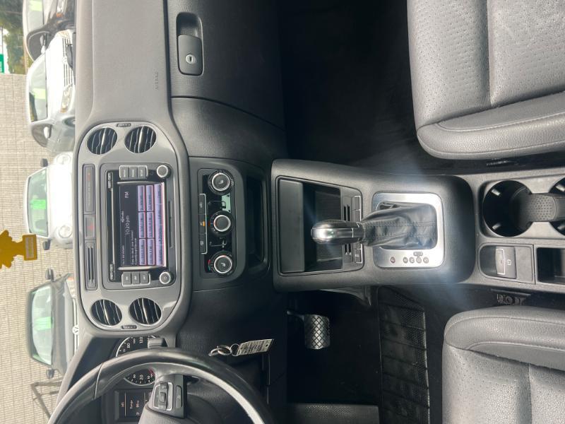 Volkswagen Tiguan S 2012