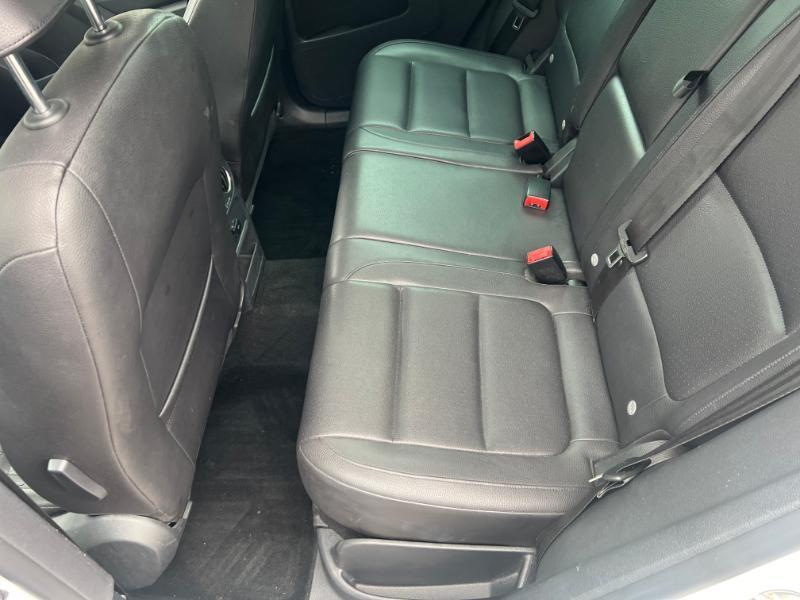 Volkswagen Tiguan S 2012