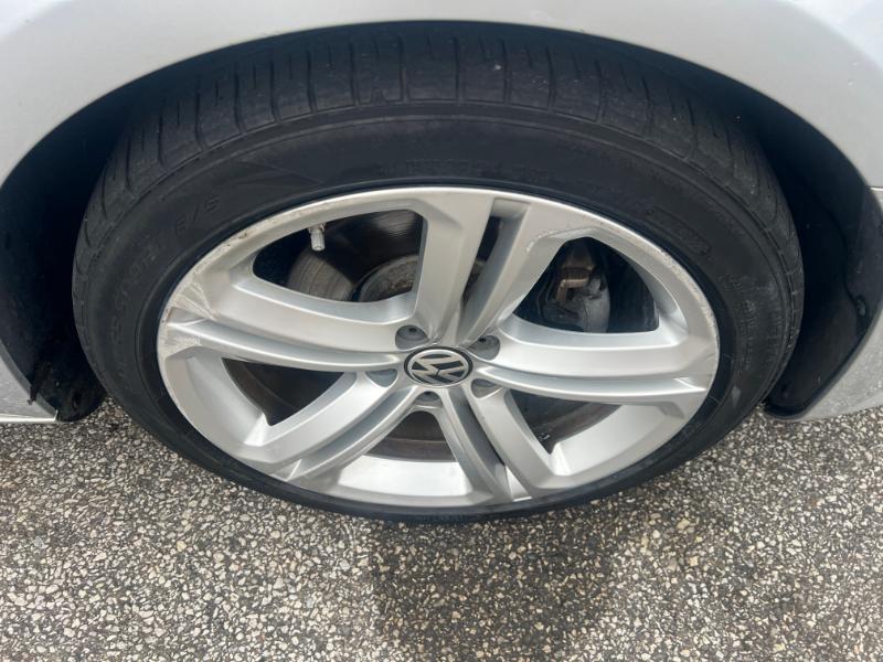 Volkswagen CC Sport w/Lighting Package 2013