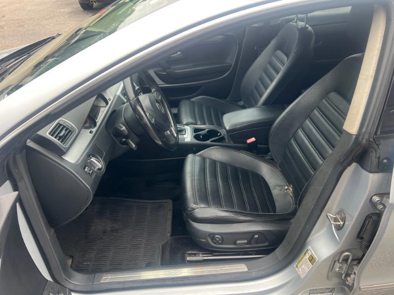 Volkswagen CC Sport w/Lighting Package 2013