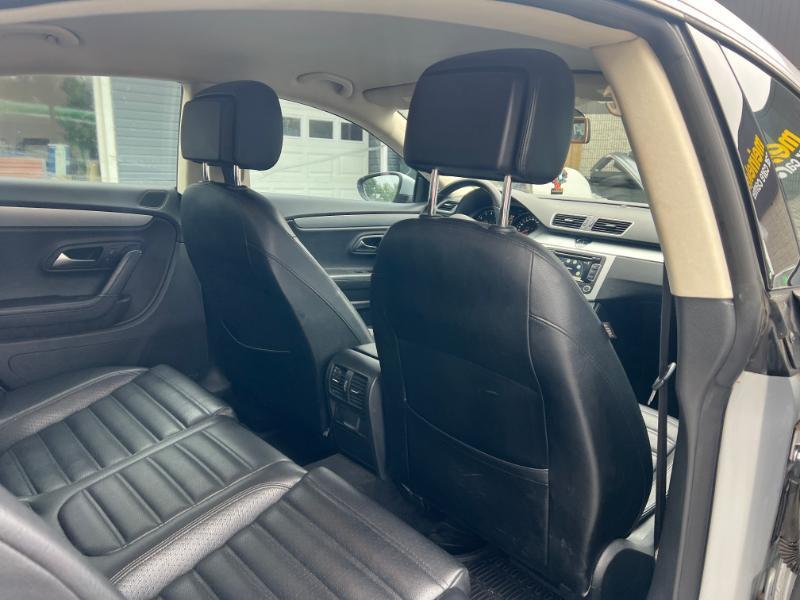 Volkswagen CC Sport w/Lighting Package 2013