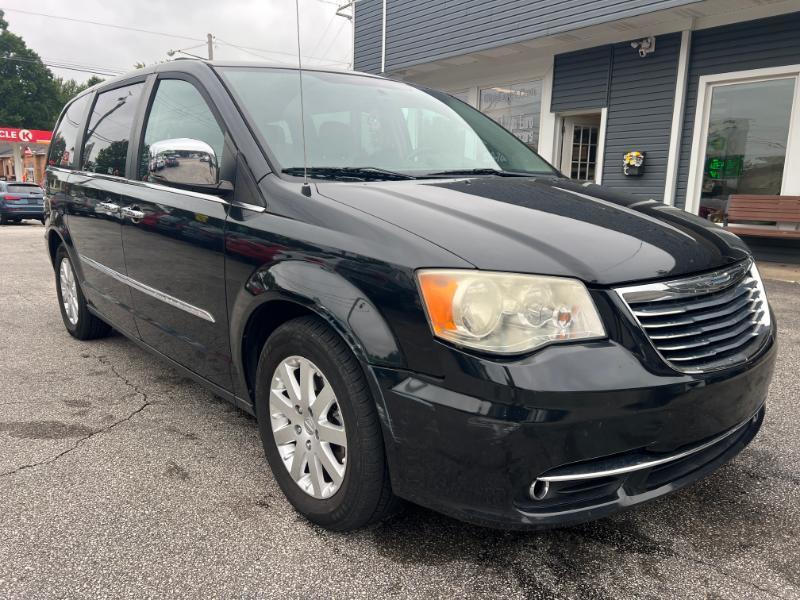 2012 Chrysler Town & Country Touring-L