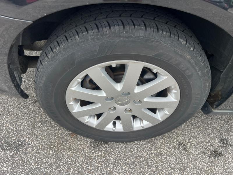 Chrysler Town & Country Touring-L 2012