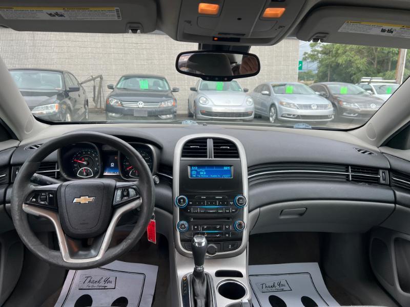 Chevrolet Malibu LS 2014