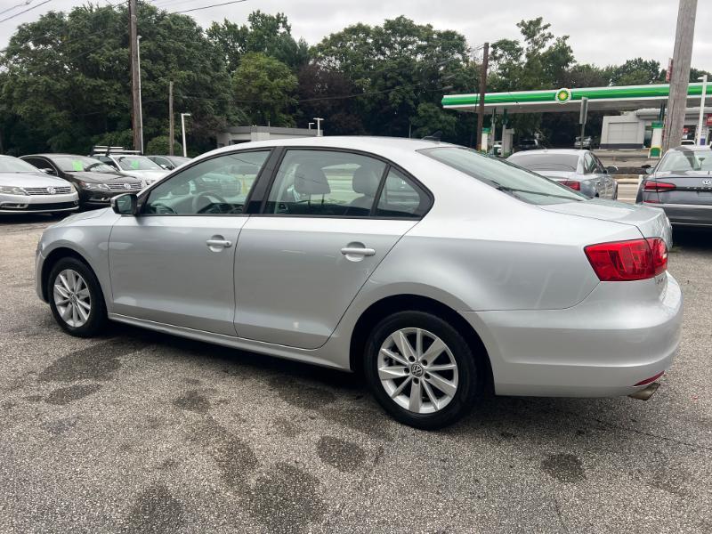 Volkswagen Jetta SE 2014