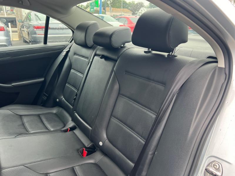 Volkswagen Jetta SE 2014