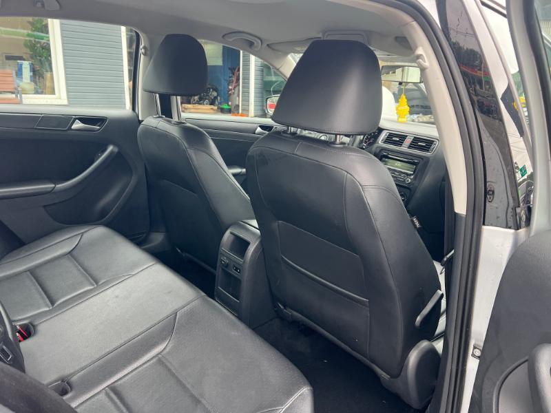 Volkswagen Jetta SE 2014